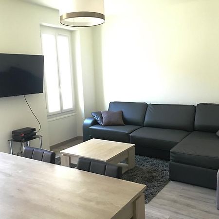 Safranier Townhouse Apartment อองทีบส์ ภายนอก รูปภาพ