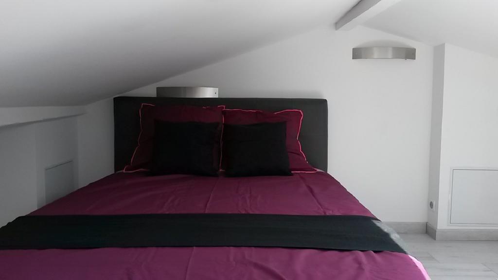 Safranier Townhouse Apartment อองทีบส์ ห้อง รูปภาพ
