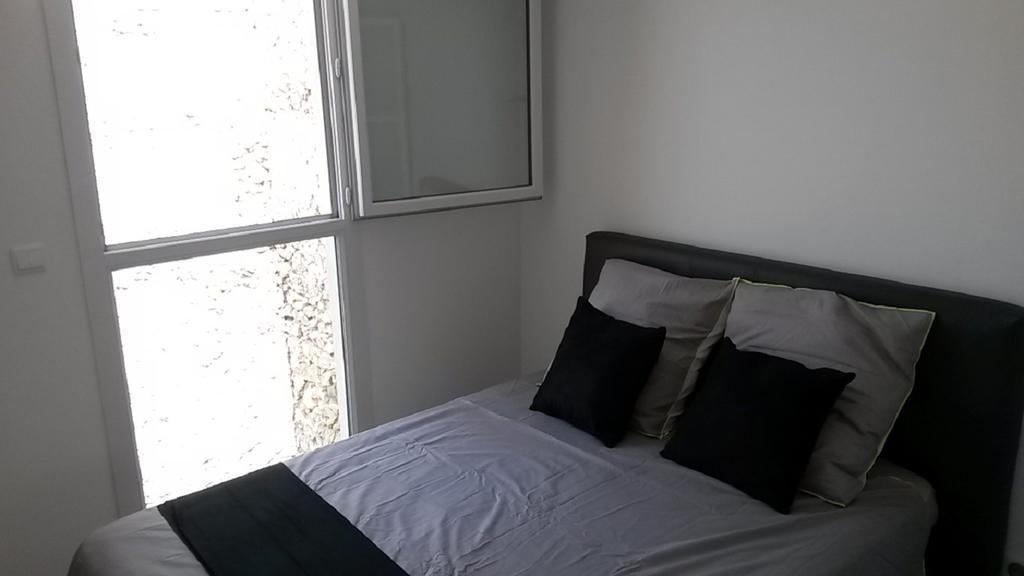 Safranier Townhouse Apartment อองทีบส์ ห้อง รูปภาพ