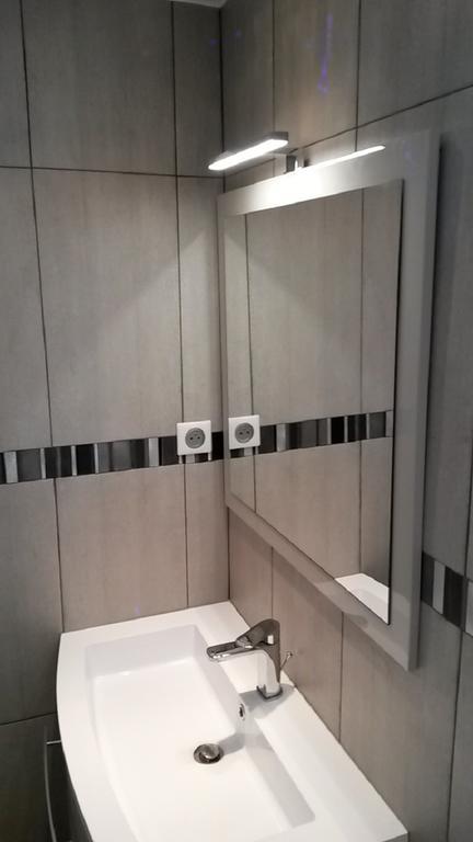 Safranier Townhouse Apartment อองทีบส์ ห้อง รูปภาพ