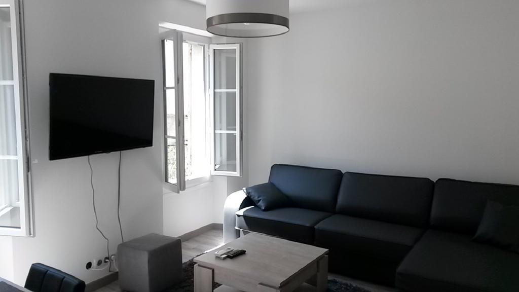 Safranier Townhouse Apartment อองทีบส์ ห้อง รูปภาพ