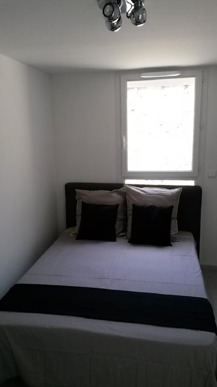 Safranier Townhouse Apartment อองทีบส์ ห้อง รูปภาพ